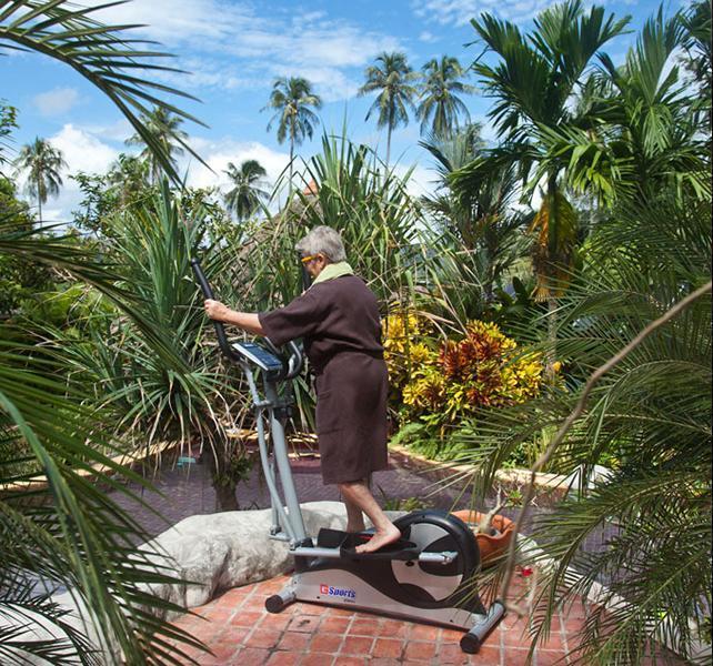 Noble Crown Resort & Spa Koh Lanta Exterior photo